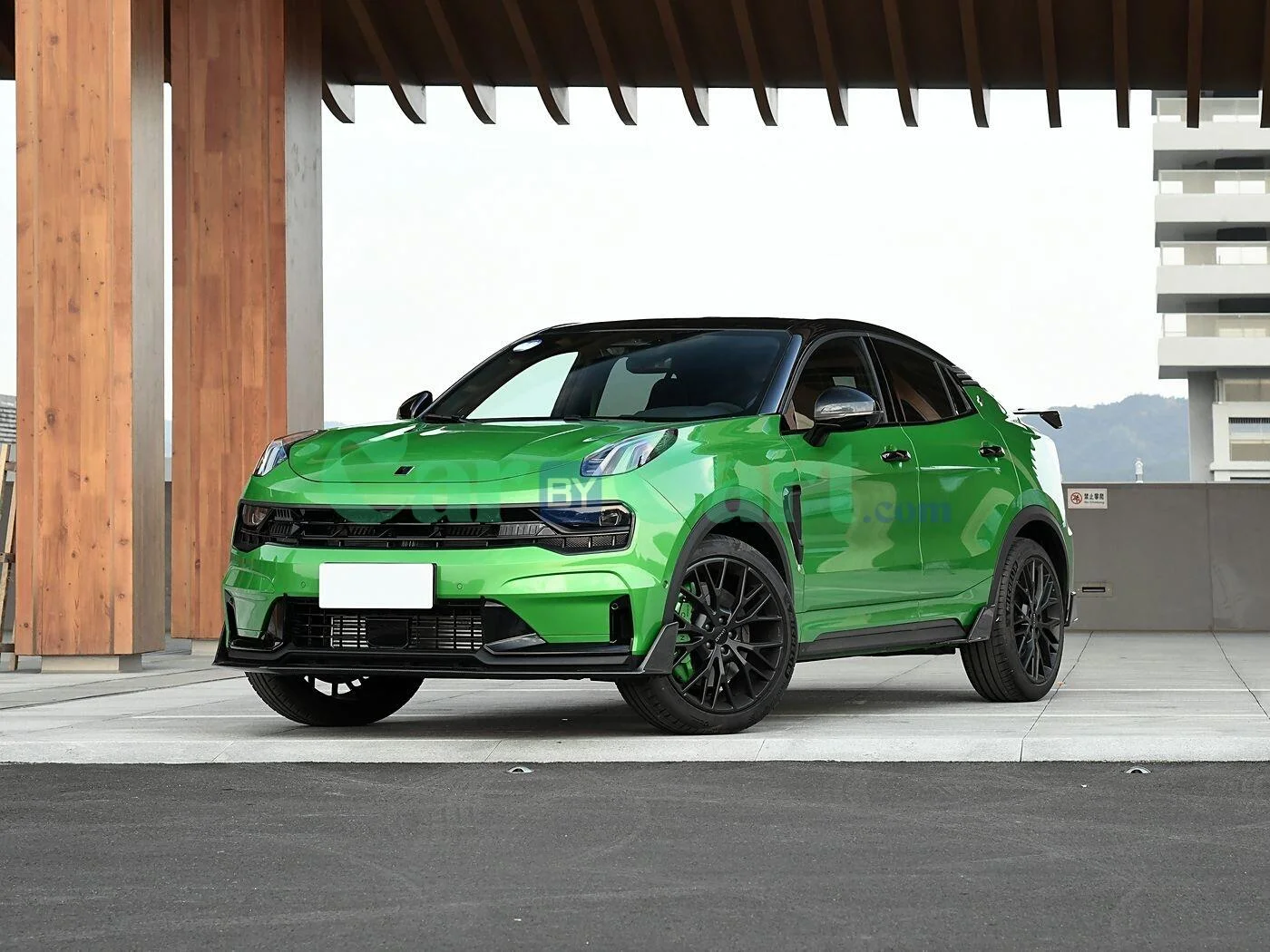 LYNK&CO 05+ 2025