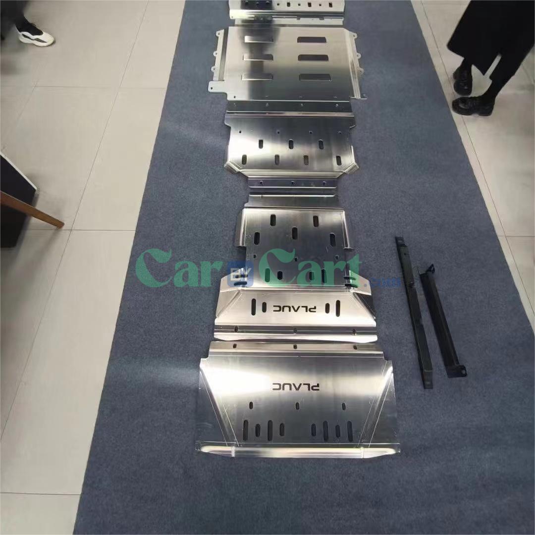 Formula Leopard 5 chassis guard