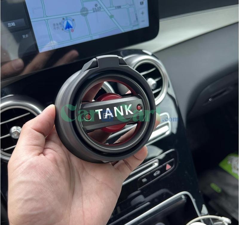2025 TANK 300 car cup holder